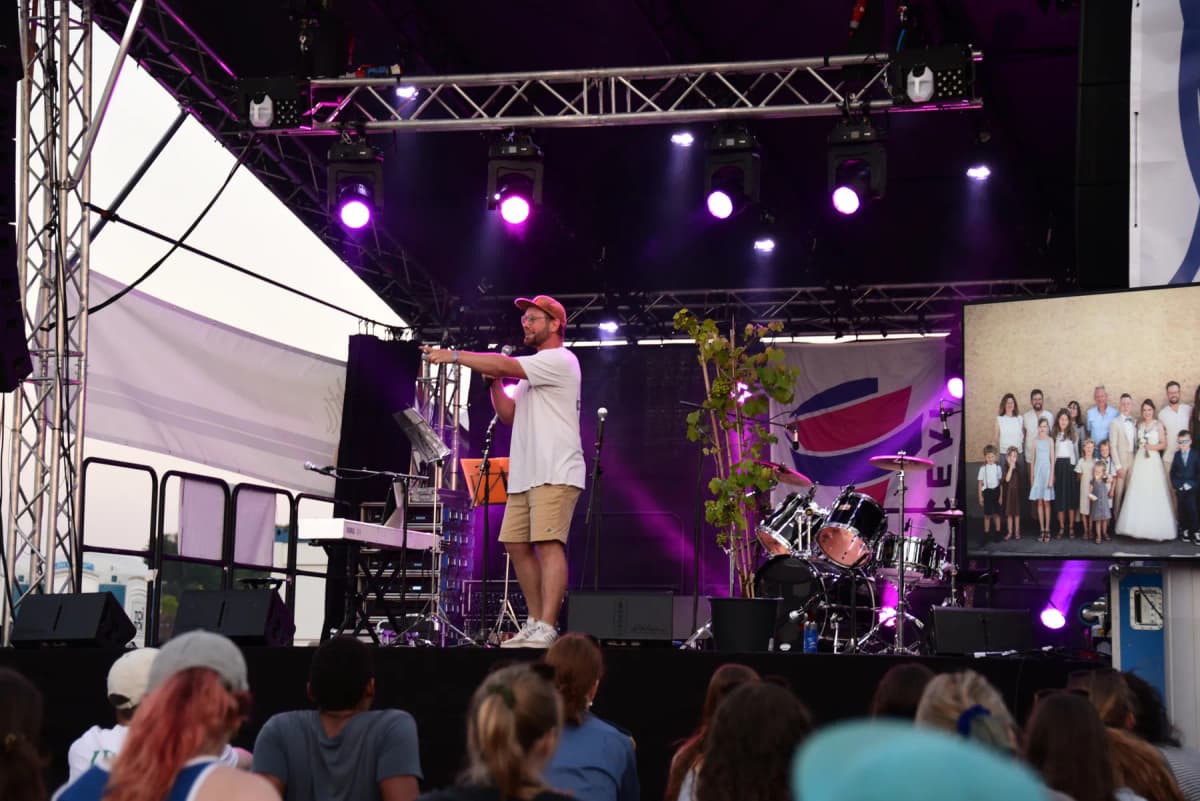 Konekta 24 Hauptbühne